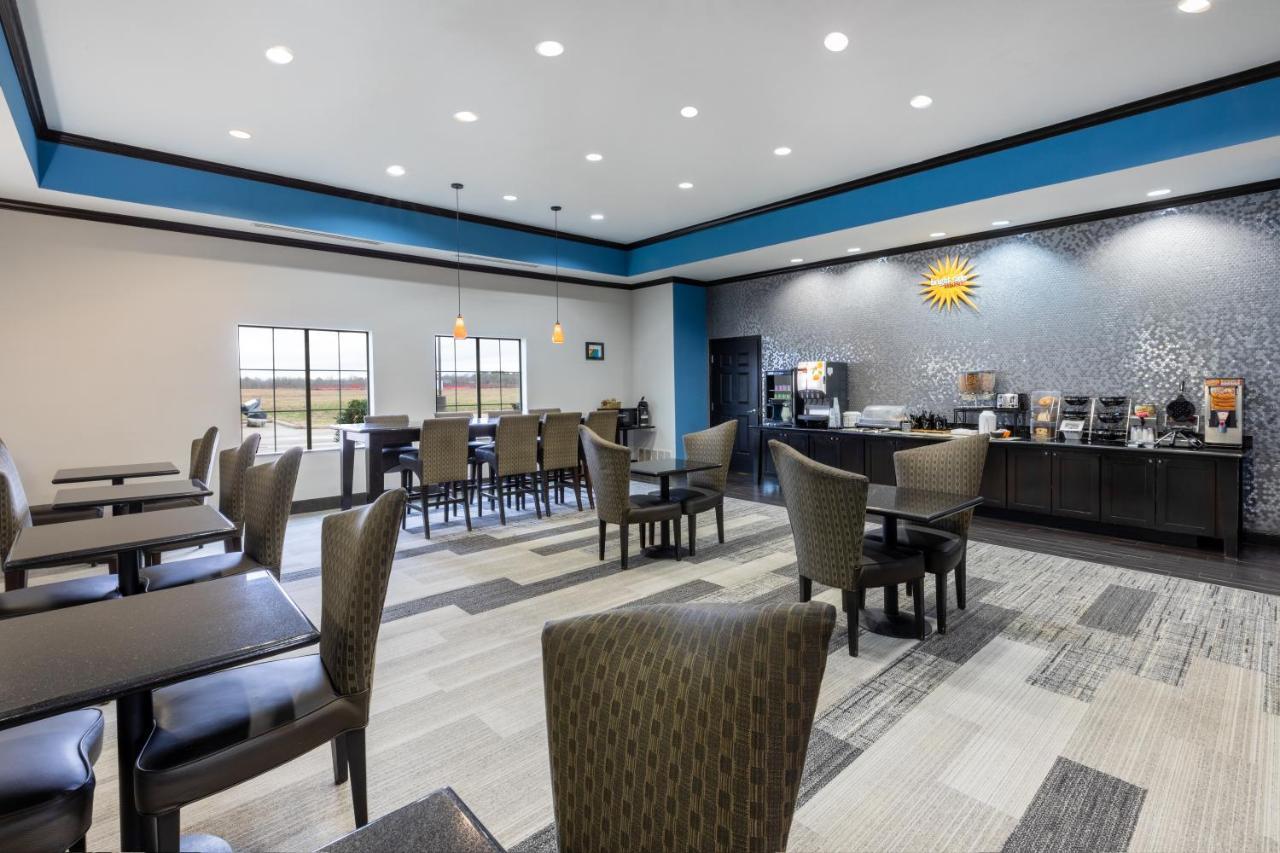 La Quinta By Wyndham Mt. Pleasant Hotel Mount Pleasant Buitenkant foto