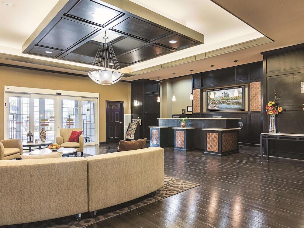 La Quinta By Wyndham Mt. Pleasant Hotel Mount Pleasant Buitenkant foto