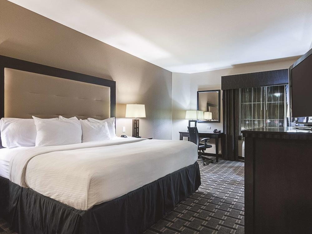 La Quinta By Wyndham Mt. Pleasant Hotel Mount Pleasant Buitenkant foto
