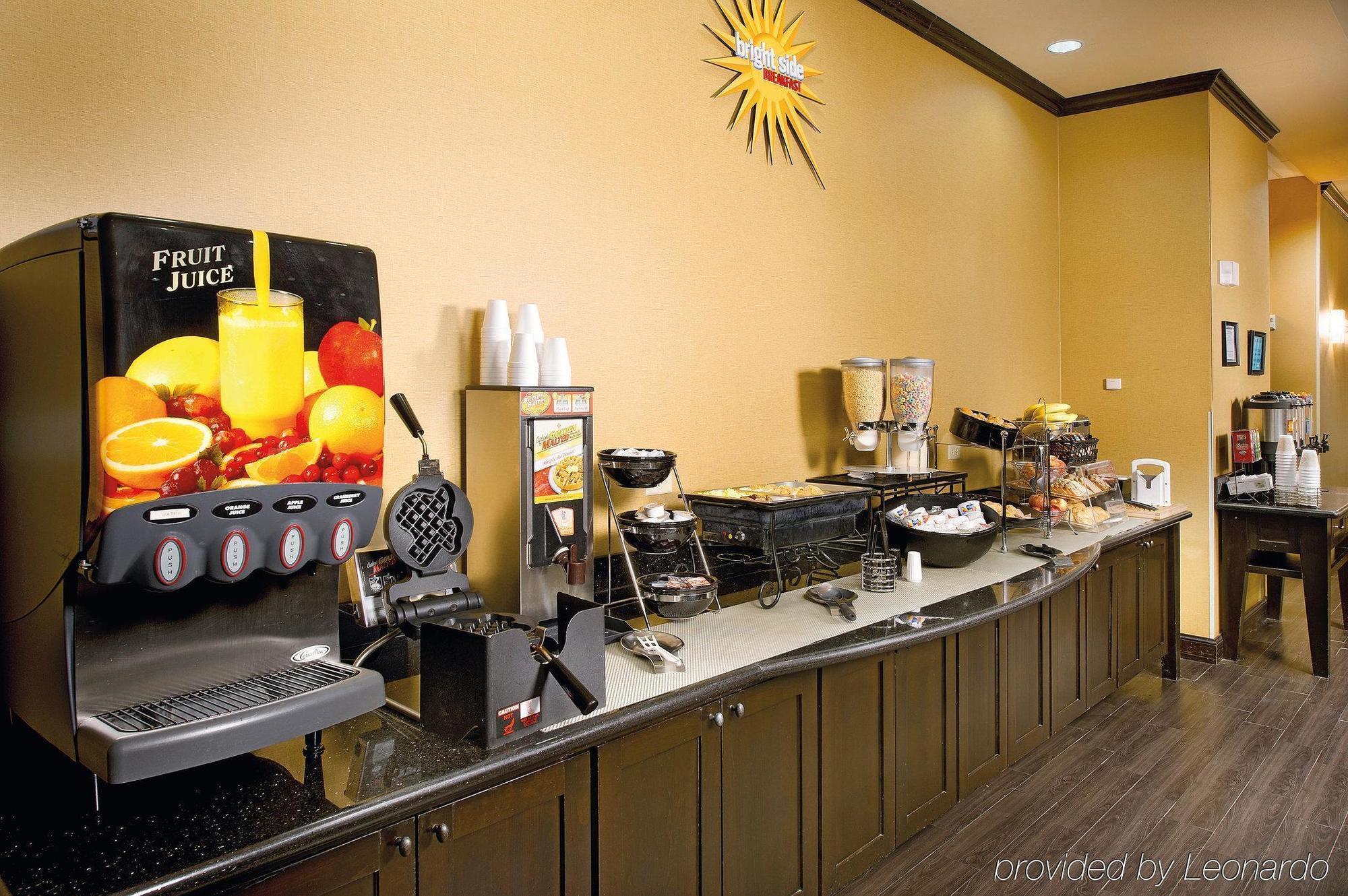 La Quinta By Wyndham Mt. Pleasant Hotel Mount Pleasant Buitenkant foto